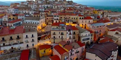 Candela: The Italian town paying people to move there | CNN