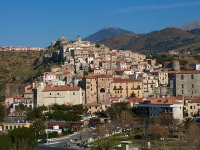 Катандзаро - телеграм чат, город в Италии, как доехать,  достопримечательности, отзывы туристов