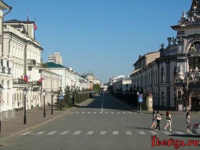 Фото «Казань. Улица Баумана. Никольский собор.» из фотогалереи «О славной  Казани замолвите слово...» отель «Suleiman Palace Hotel 4*» Россия , Казань  #2378182