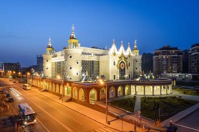 File:Кремль ночью. Казань, Татарстан.jpg - Wikimedia Commons