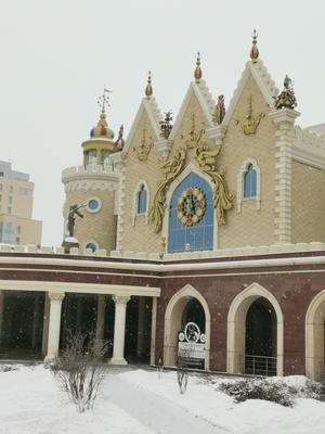 Что посмотреть в Казани зимой и чем заняться: прогулки по городу, татарская  еда, достопримечательности и активный отдых со сноубордом, коньками и  снегоходами — Яндекс Путешествия