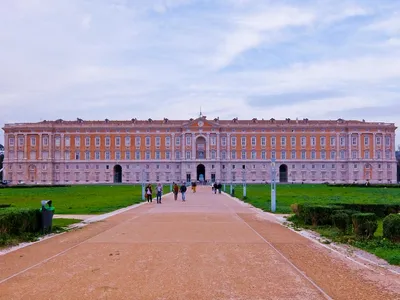 Caserta, Italy, Has the World's Best Pizza and an Amazing Palace