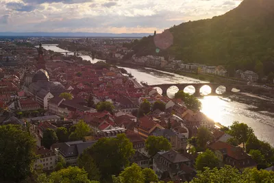 Город Хайдельберг на реке Некар, Германия Стоковое Изображение -  изображение насчитывающей достопримечательностью, ландшафт: 165591649