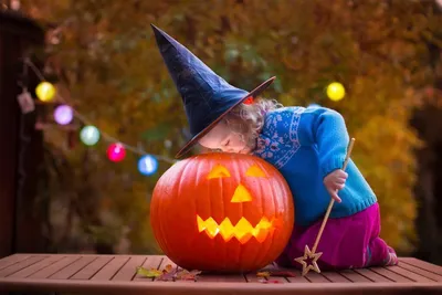 Названы трендовые костюмы на Хэллоуин в России и США - Газета.Ru