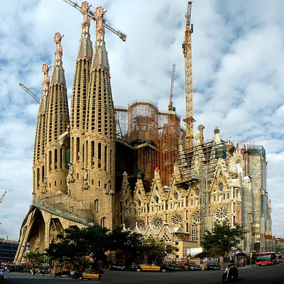 Храм Святого Семейства. Саграда-Фамилия. Барселона. | #Мир интересных мест.  | Дзен