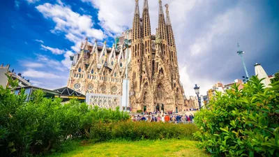 Испания, Барселона, Храм Святого Семейства / Саграда Фамилия / Basilica de  la sagrada Familia - «Собор Святого Семейства - Библия в камне» | отзывы