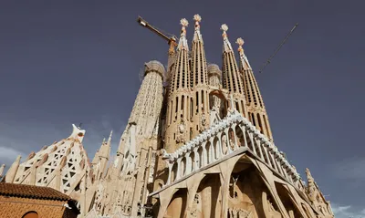Самый долгостроящийся храм в Барселоне | Все обо всем | Дзен