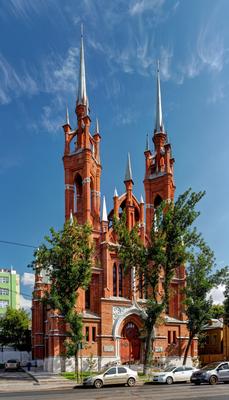 Храм-памятник в честь великомученика Георгия Победоносца