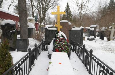 Легенды Заельцовского кладбища, интересные могилы Заельцовское кладбище,  экскурсия Заельцовское кладбище, кладбища Новосибирска - 19 сентября 2021 -  НГС.ру