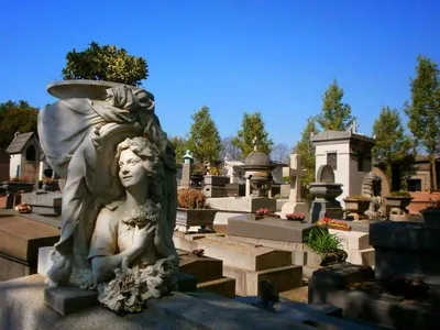 Кладбище Монмартр, Париж: фото, как добраться, где находится | Planet of  Hotels