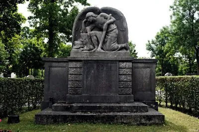 Русское кладбище Берлин-Тегель — Википедия