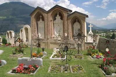 Кладбище Стальено: описание, история, экскурсии, точный адрес