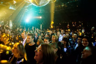 Удивительный концерт в клубе 16 тонн — Афиша Москва на TenChat.ru