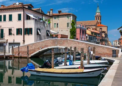 Кьоджа: лодочный тур по венецианской лагуне и каналам с аперитивом |  GetYourGuide