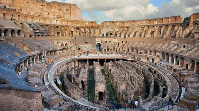 Древний Колизей: история расцвета и упадка, лабиринты подземелья,  уникальные артефакты