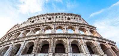 Колизей в Риме (Италия) стоковое фото. изображение насчитывающей европа -  185794494