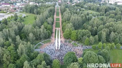 ФОТО: в Гродно прошел первый агитационный пикет за Тихановскую