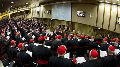 Конференц зал папы Римского / The Pope's conference room - YouTube