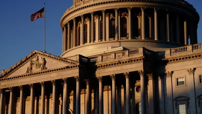 Конгресс США принял временный бюджет без помощи Украине