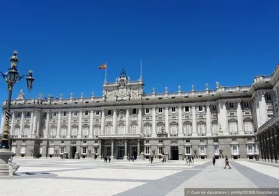 Королевский дворец в Мадриде. История