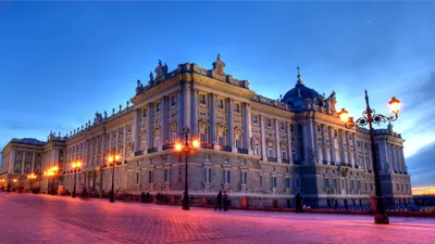 Королевский дворец в Мадриде, отзыв от Arkhip251166 – \"Королевский дворец в  Мадриде — самый большой в Европе\", Мадрид, Испания, Июль 2010