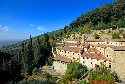 How far is Cortona from Rome, Italy? | Romecabs