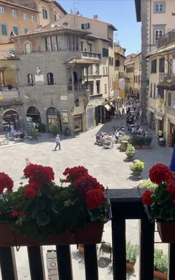 A quintessentially Tuscan town that hides a fascinating surprise - Cortona  Mia