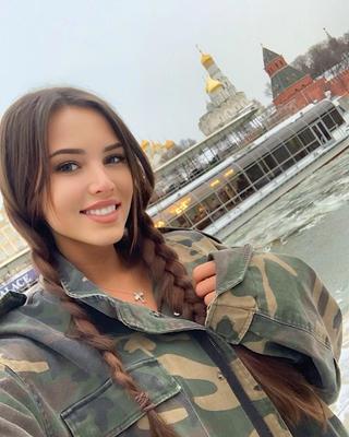 Красивые девушки Москвы фото фотографии