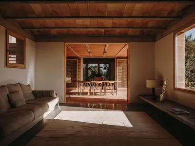 Светлый натуральный интерьер уютного дома в Испании 〛 ◾ Фото ◾ Идеи ◾ Дизайн
