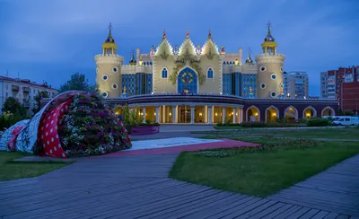 Садик КФУ - красивое место для прогулок и фото в центре Казани | Пикабу