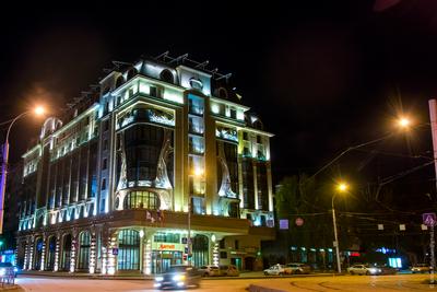 Город, в котором Я: Красивые здания Новосибирска. Бизнес-отель DOMINA.