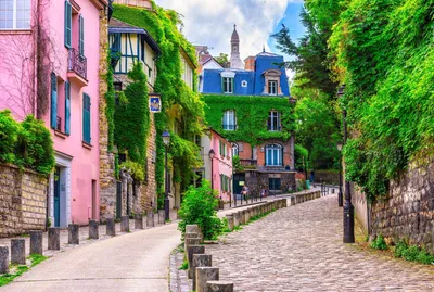 Красивые места Франции - красочной деревни Riquewihr в Эльзасе Стоковое  Изображение - изображение насчитывающей добавочно, рислинг: 77540825