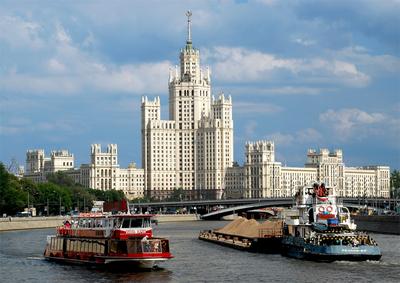 Красивые стены Москвы на фотографиях: фото и картинки на выбор в разных  форматах. | Красивые стены в москве для Фото №978045 скачать