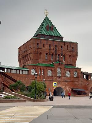 Нижегородский кремль открыли для посетителей до поздней ночи – Коммерсантъ Нижний  Новгород