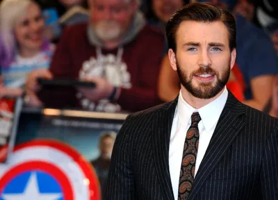 MCU Star Explains How Chris Evans' Hero Differs From New Captain America