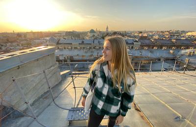 Лучшие экскурсии по крышам и парадным Санкт-Петербурга, прогулки с  красивыми видами, цены в 2024 году