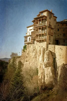 The historical Casas Colgadas (Hanging Houses) of Cuenca | Fascinating Spain