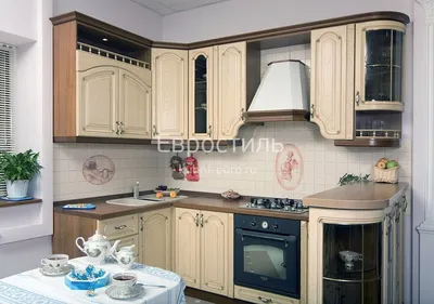Кухня \"Колизей 1\" из массива акации от мебельной фабрики \"Отличные кухни\" «  kitchen5.ru