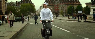 Звезды «Кухни» в Париже: кадры со съемок нового фильма - «Кино Mail.ru»