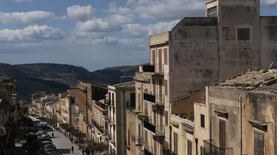 Дома в Италии по цене 1 евро: реальный шанс уехать жить на юг Европы или  ловушка? - Декор