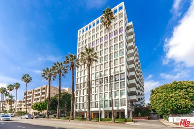 Квартира в Лос-Анджелесе 7135 Hollywood Blvd APT 207 Los Angeles, CA 90046  - Квартиры в США от компании Estet House