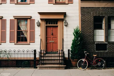 Впечатляющее пространство квартиры в Нью-Йорке со вторым светом и мягкими  интерьерами 〛 ◾ Фото ◾ Идеи ◾ Дизайн