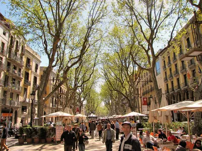 Отдых в Испания - недорогие лучшие туры на курорт Барселона c экскурсиями и  осмотром достопримечательностей.