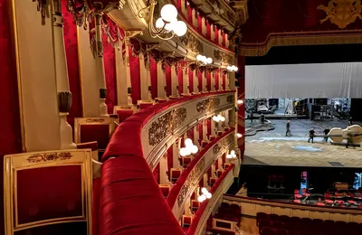 Театр Ла Скала - Гид, экскурсии, шоппинг, шубы, мебель и такси в Милане,  Италия
