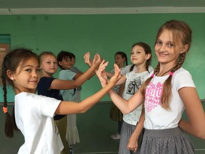 Princess School - лагерь в г. Новосибирск, Новосибирская область.  Творческий лагерь для детей от 7 до 12 лет