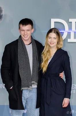 Berlin, Germany. 06th Dec, 2018. The actress Laura Berlin comes to the film  premiere of the film \"Dogs of Berlin\" in the Kino International. Credit:  Annette Riedl/dpa/Alamy Live News Stock Photo -