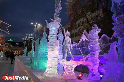 В центре Екатеринбурга закроют парковку и возведут ледовый городок