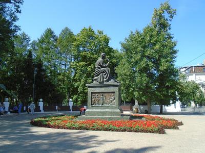 File:Казань, Лядской сад, ворота.jpg - Wikimedia Commons