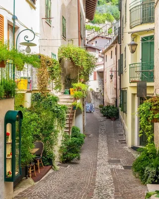 Town of Limone sul Garda on Garda lake view, Lombardy region of Italy Stock  Photo - Alamy