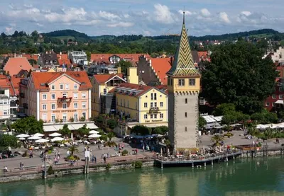 линдау германия. старинный баварский город на озере констанс бодензее.  Стоковое Изображение - изображение насчитывающей маяка, немецко: 217698199